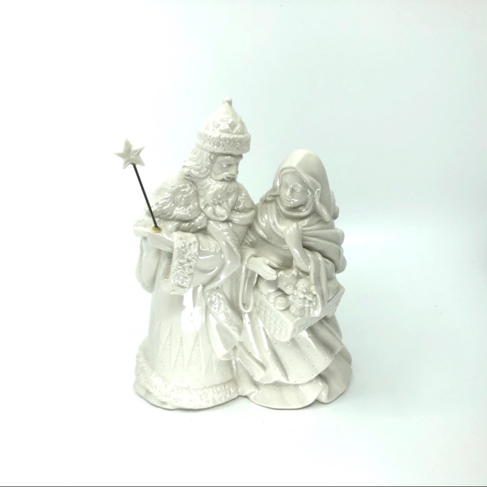 SOLD Father Frost & Babushka White Porcelain Figurine - Picture 6 of 16